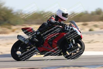 media/Oct-13-2025-Moto Forza (Mon) [[a66d839500]]/2-A Group/Session 4 Turn 7/